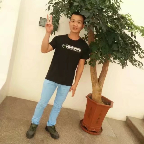 面包与饱满的照片