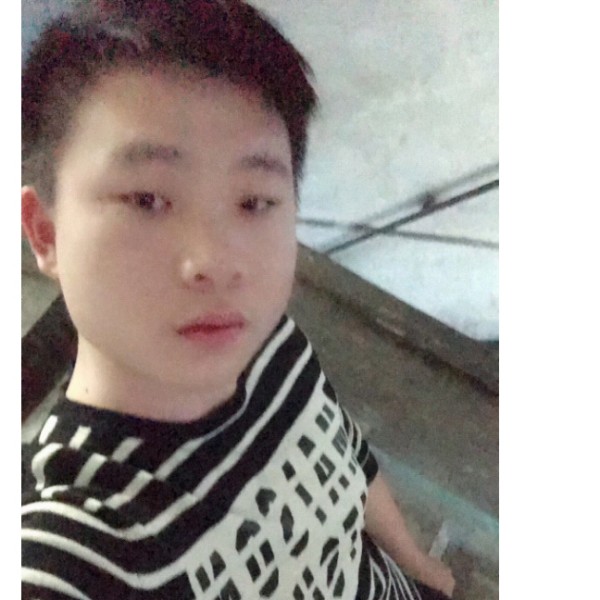 温柔挽手白羊的照片