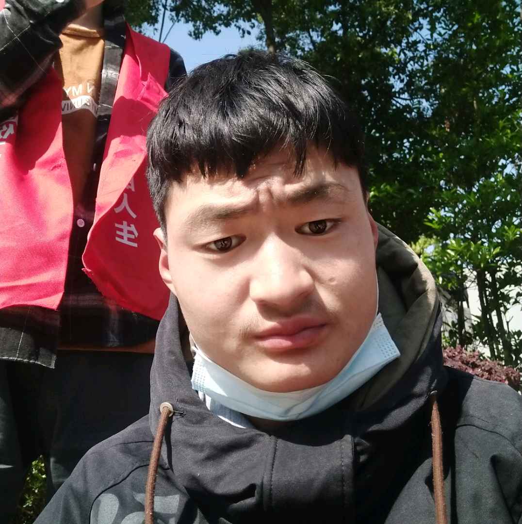羽裳愿酷酷的照片