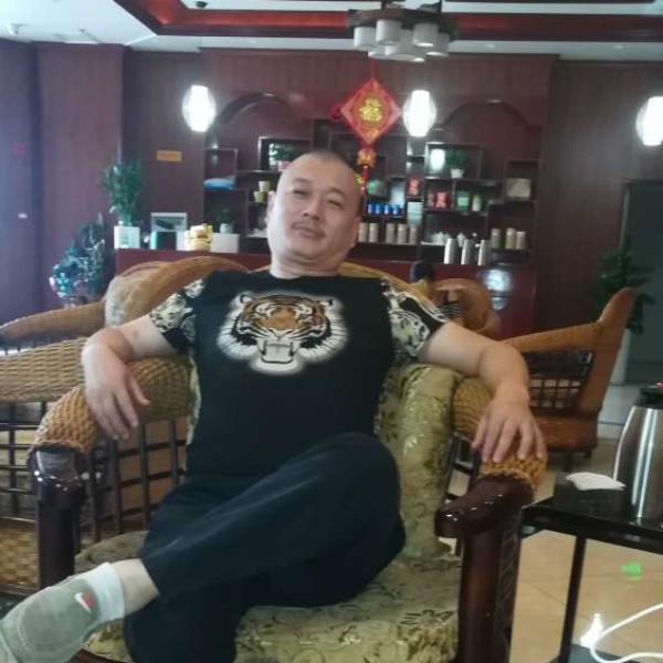 没有沧桑怎成男人的照片