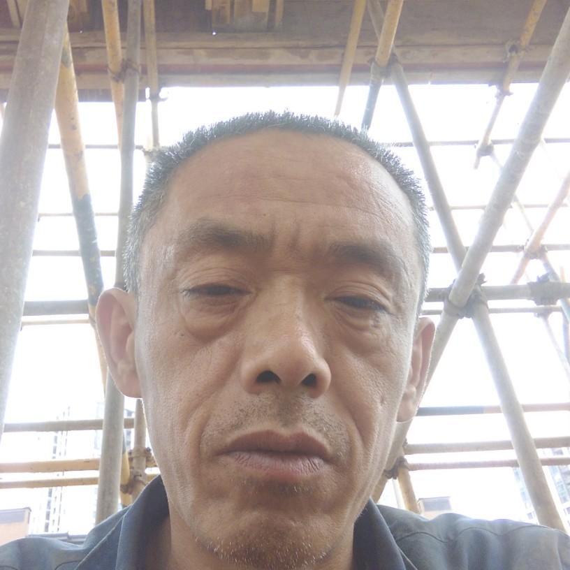 月饼一个人的照片