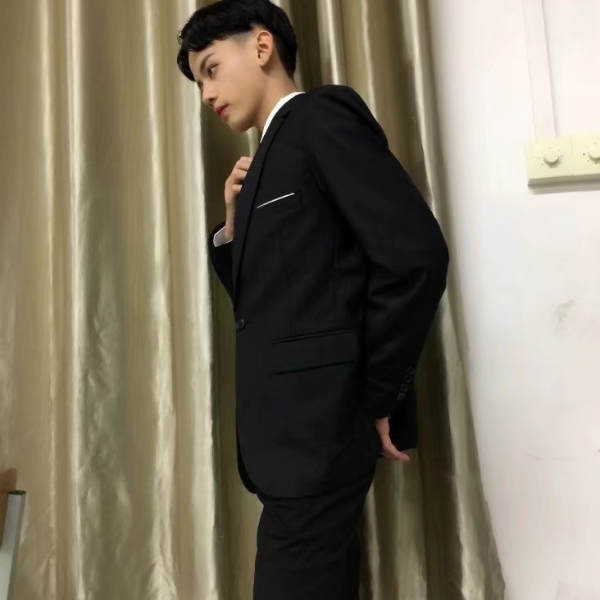 零碎和兮颜的照片