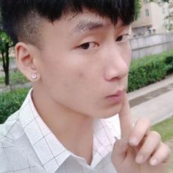 差一半的照片