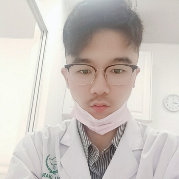 飞渡的鱼的照片