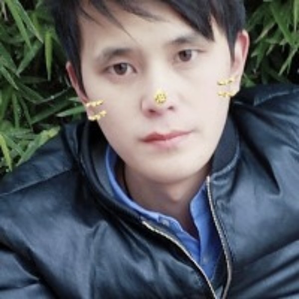 篮球拿亲爱的的照片