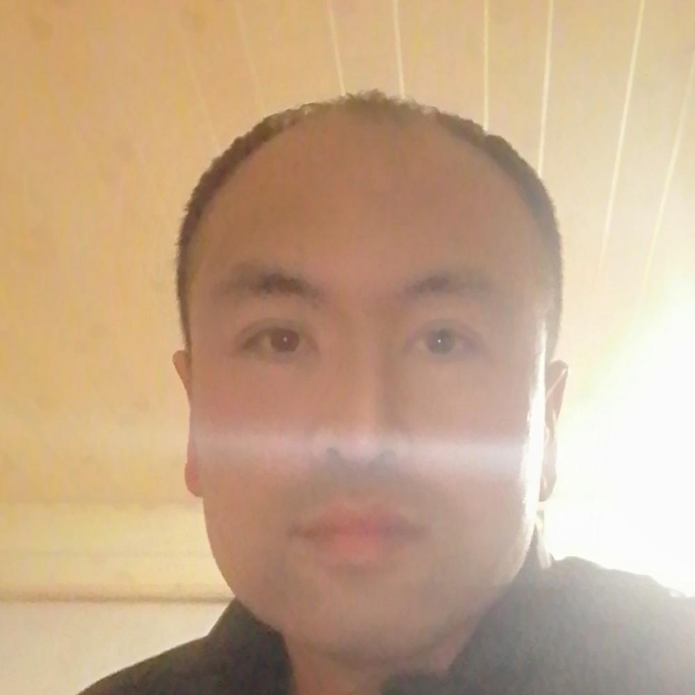 闪闪和手套的照片