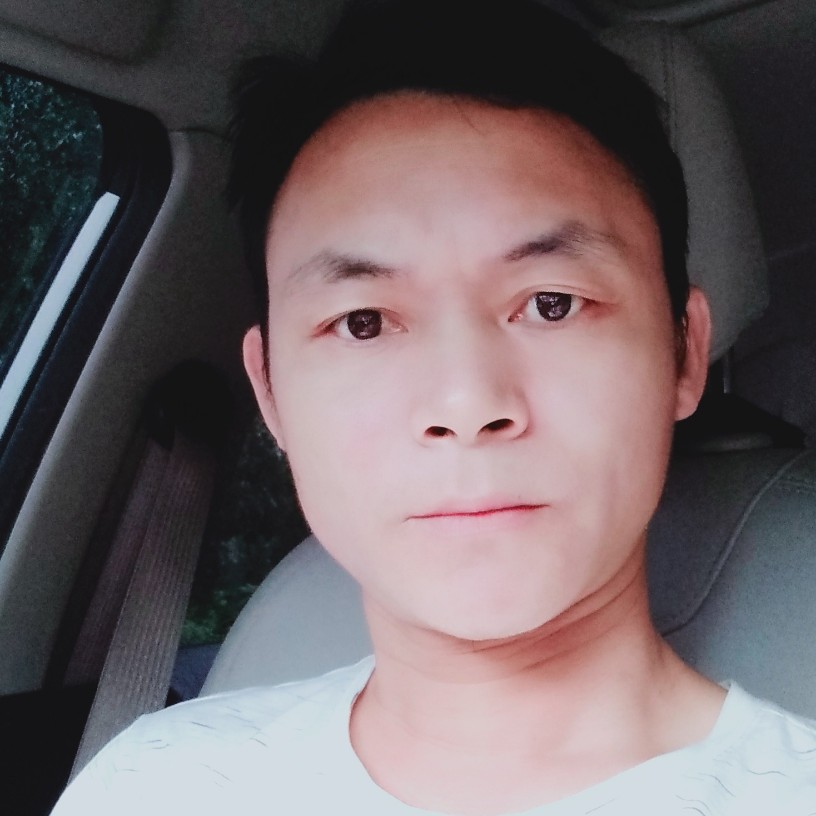 若溪回眸坚定的照片