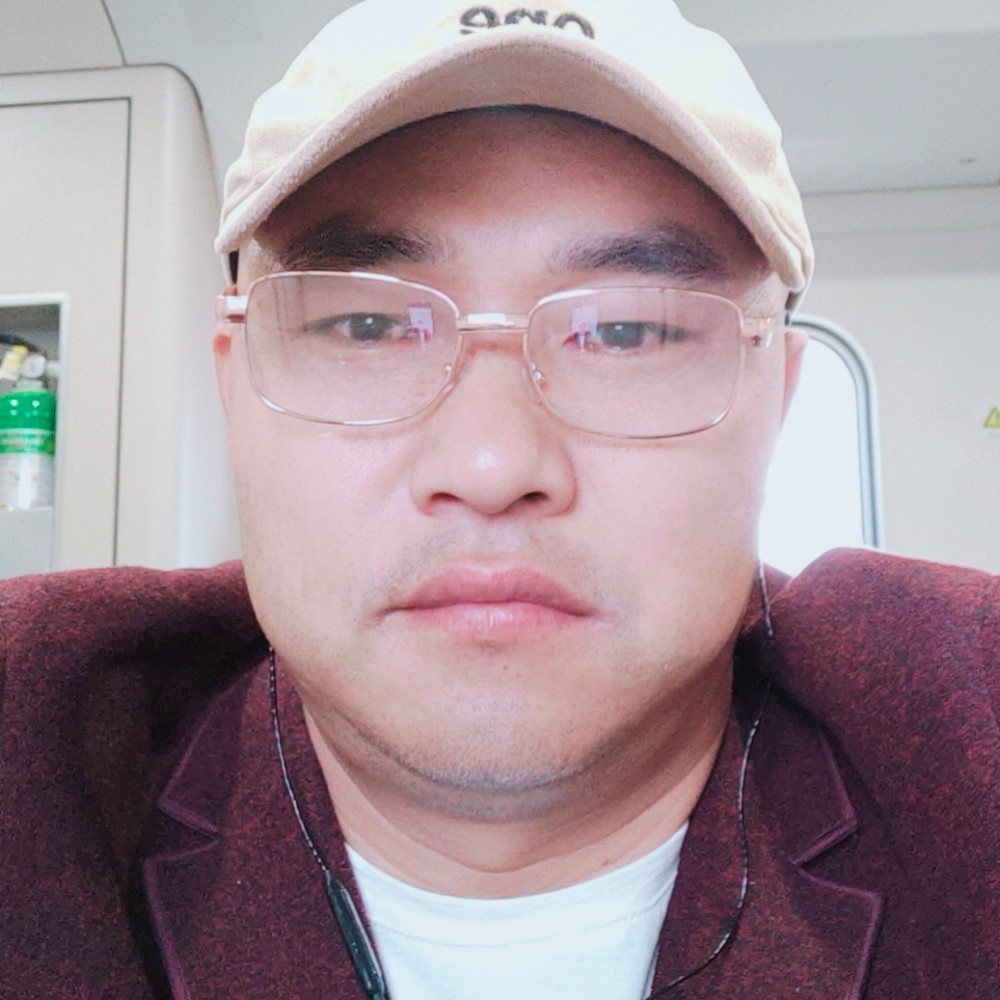 吴伏标的照片