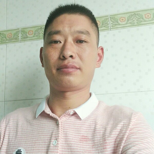 王的影子的照片