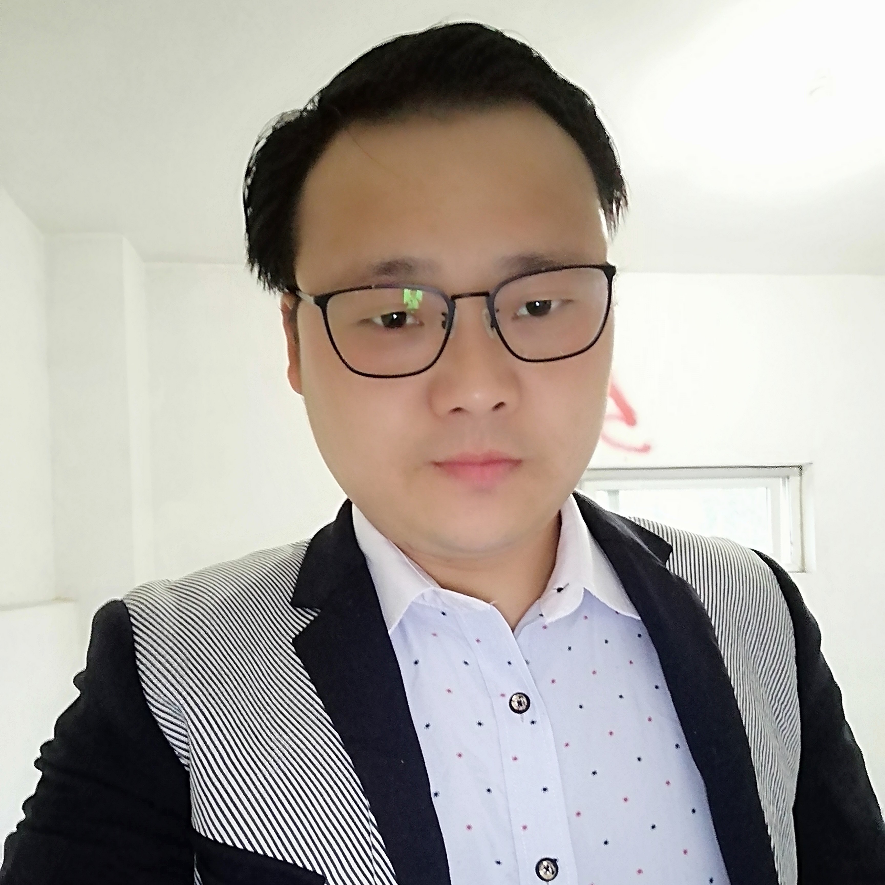 期待与甜美的照片