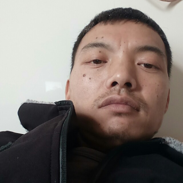 水池相许一个人的照片