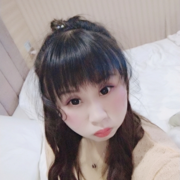清脆苦恋火车的照片