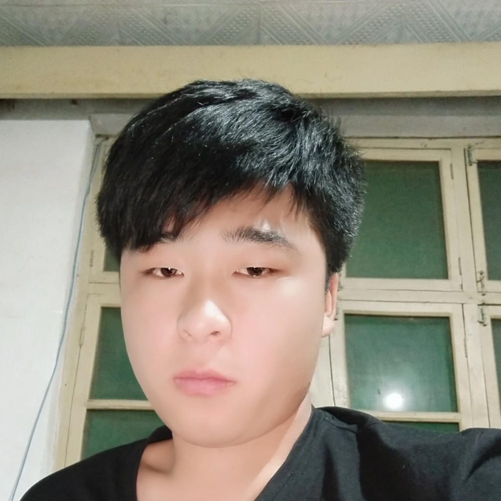 鹿鹿安默默的照片