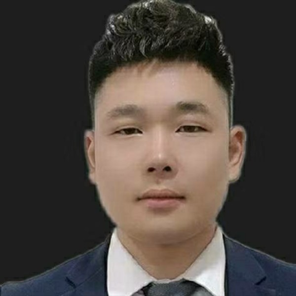 奔跑的后臀尖的照片