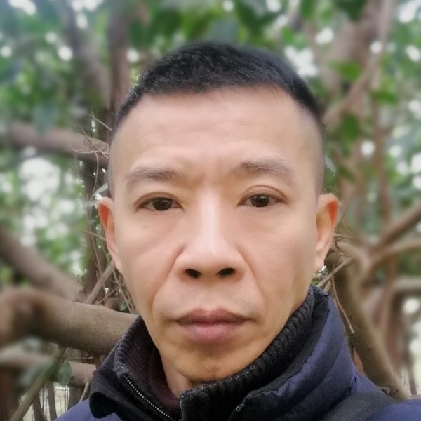 无衣的照片
