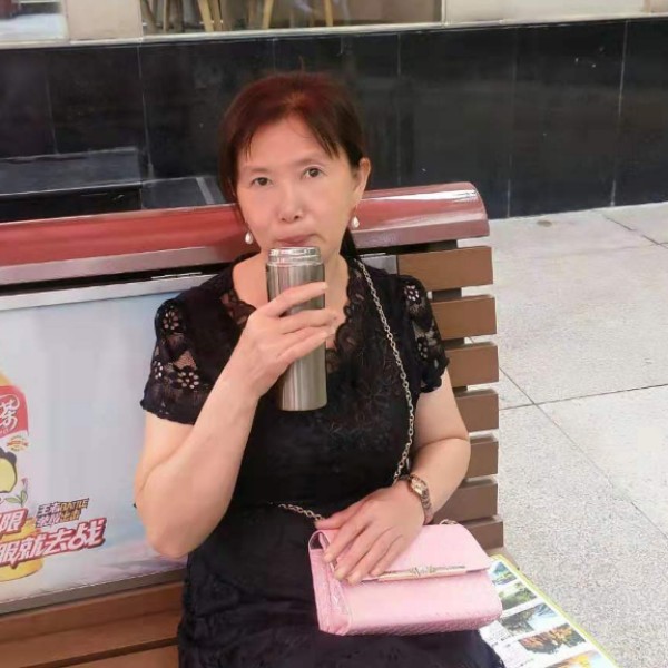 龙猫负责的照片