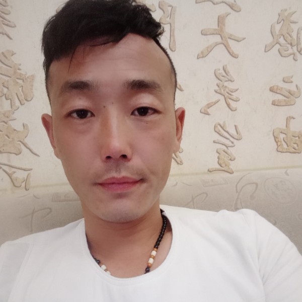 深^o^吻的照片