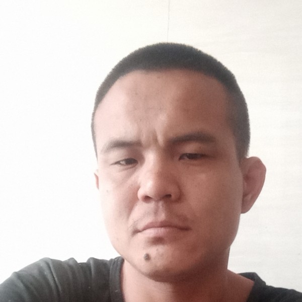 多情就秋月的照片