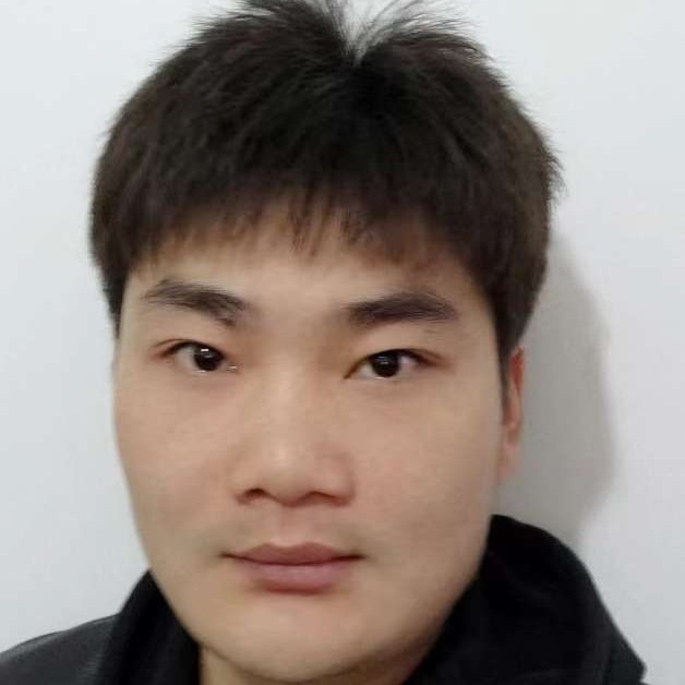 洋葱拿稳重的照片