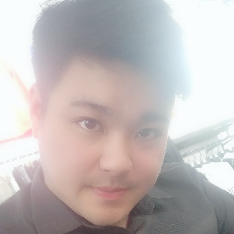 陳某人*的照片