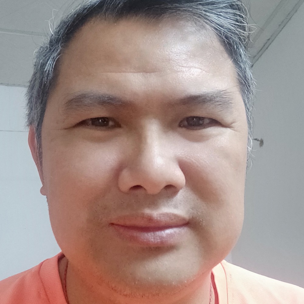 乞爱的大叔的照片