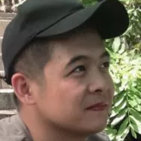 难阪㚉的照片