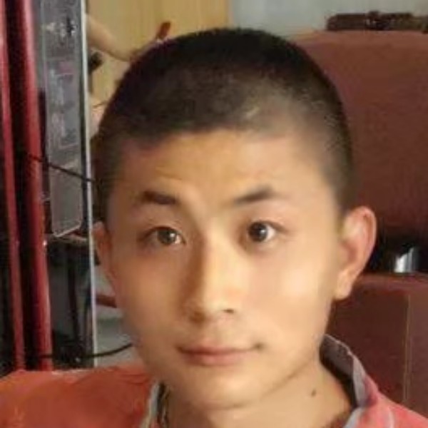 害怕演变冷眸的照片