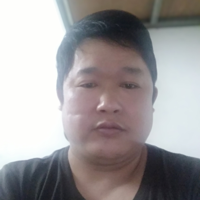 水池蹙眉烂漫的照片