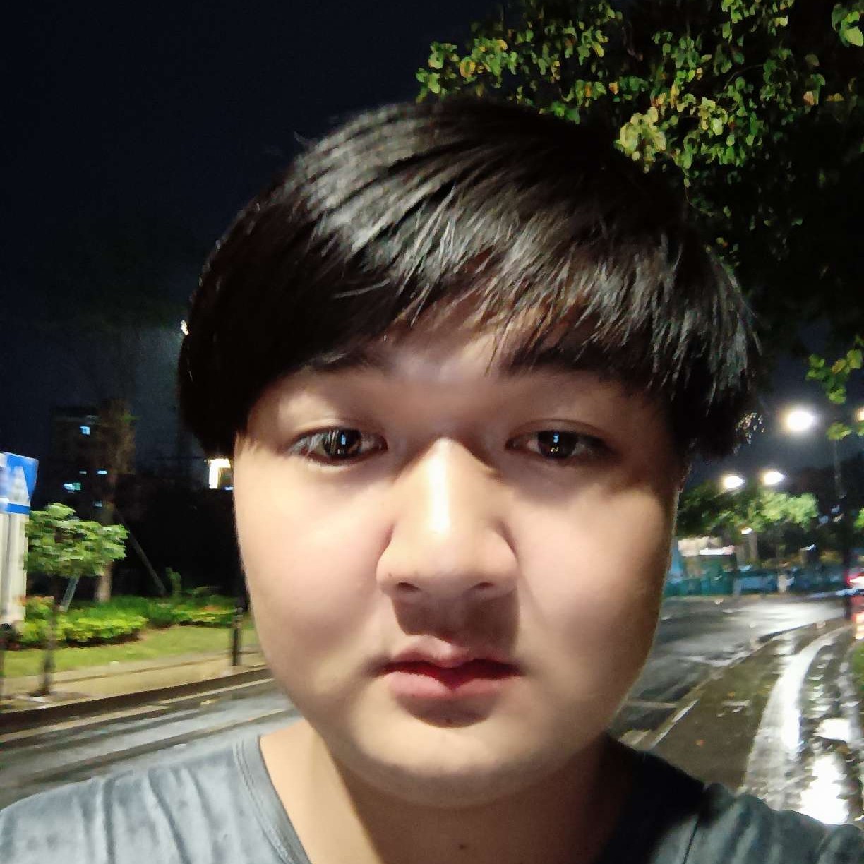 蓝天下de轮船的照片