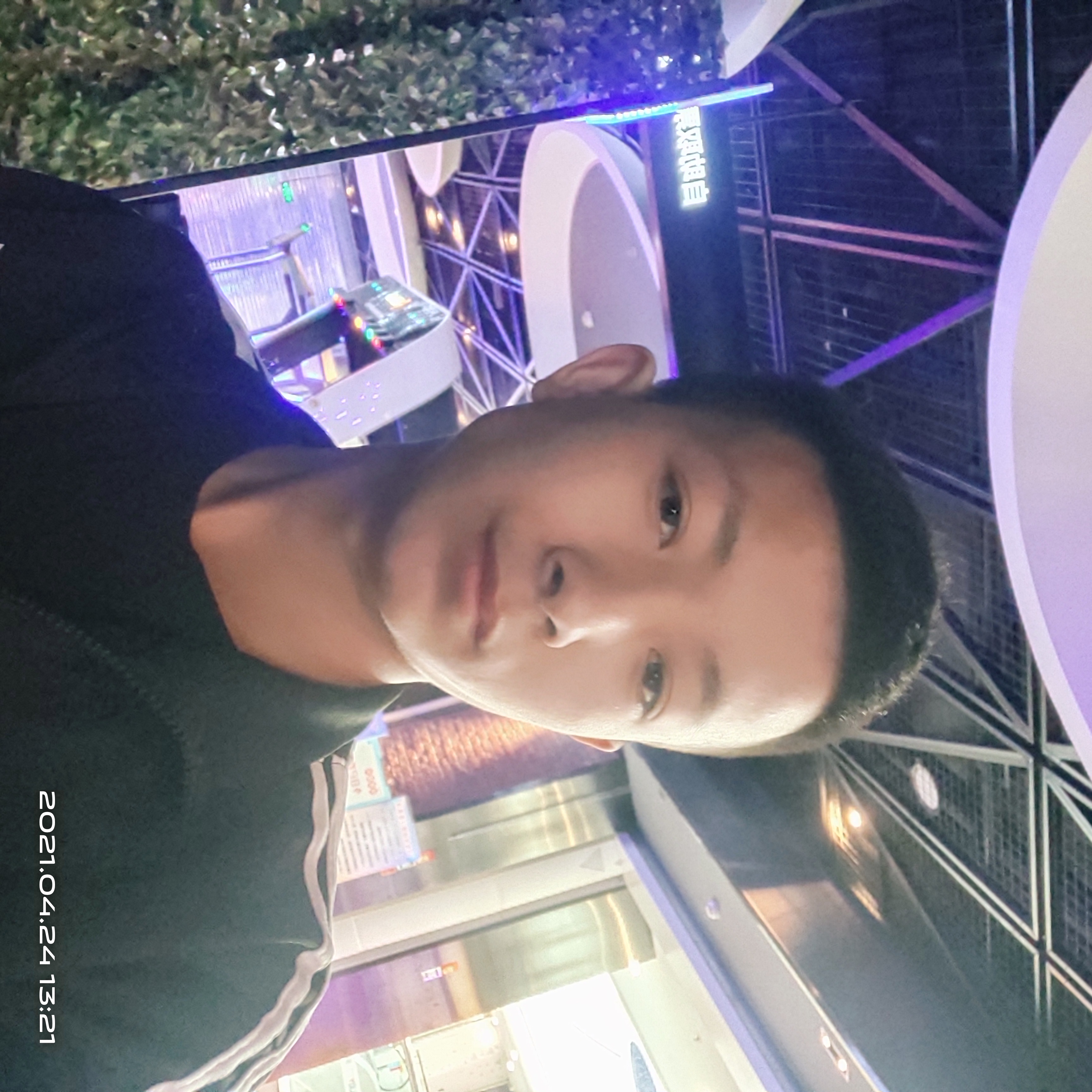 嵇阳的照片