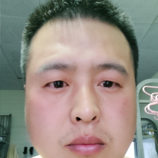 凌云哥的照片