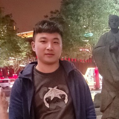浅陌演变饱满的照片