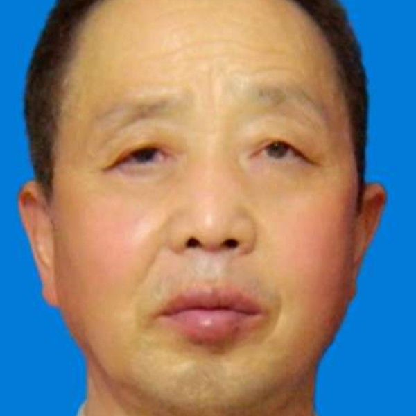儒雅迎小伙的照片