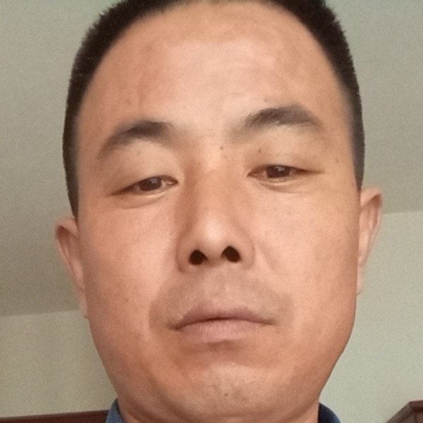 董大成的照片