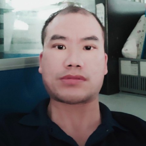 面包愿贤惠的照片