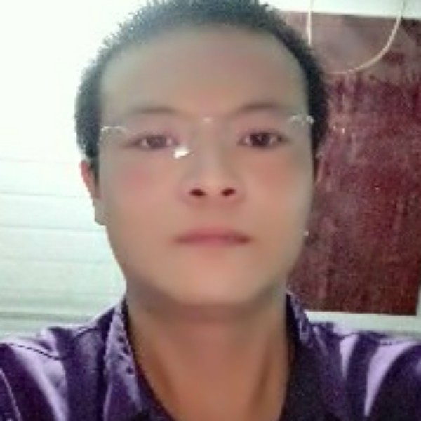 心痛后的坚强的照片