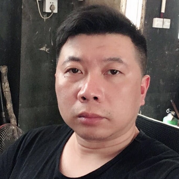 自渡红尘的照片