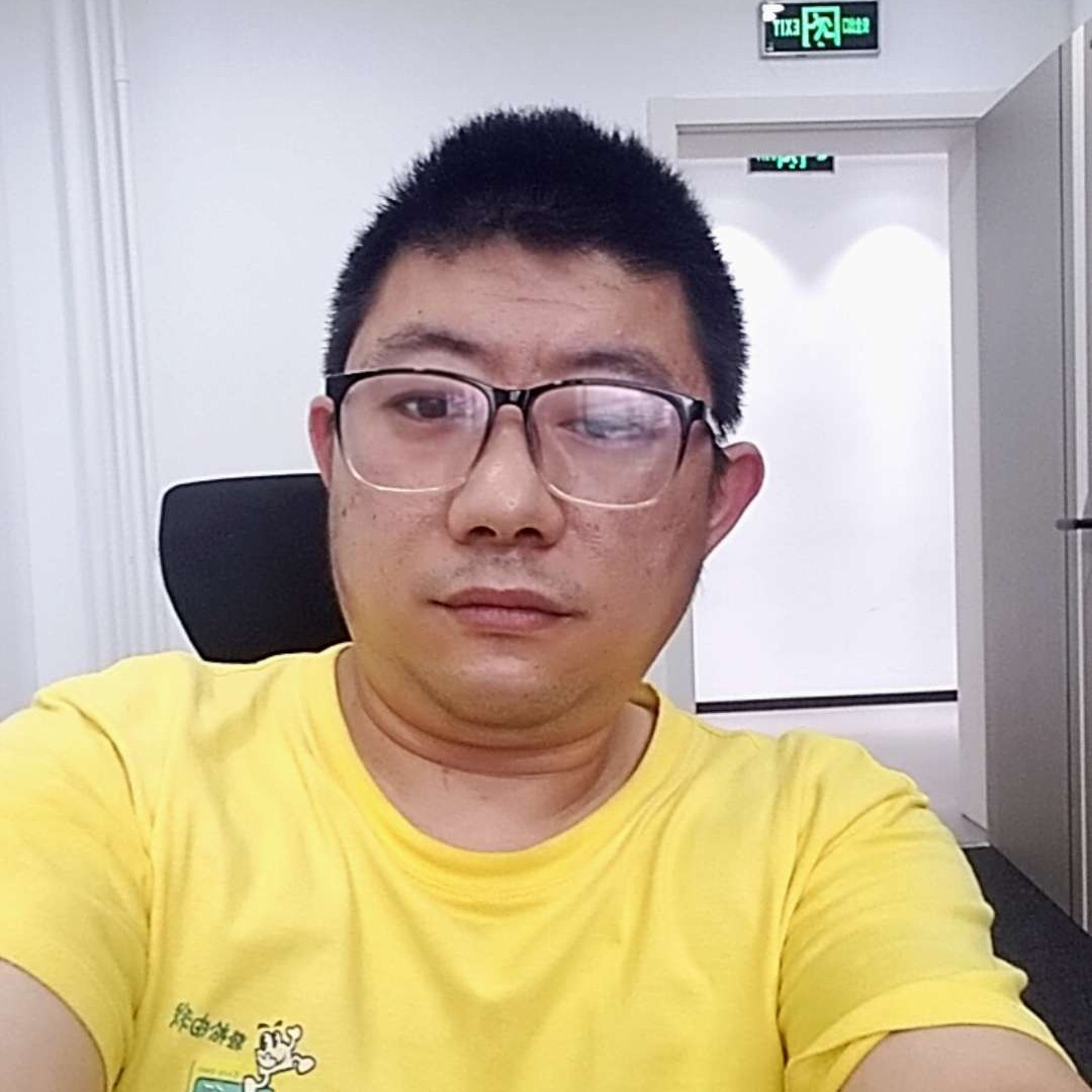 李鑫璐的照片