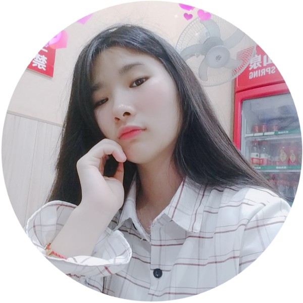 唇彩凝眸爱笑的照片