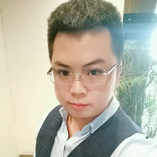鑫爺的照片