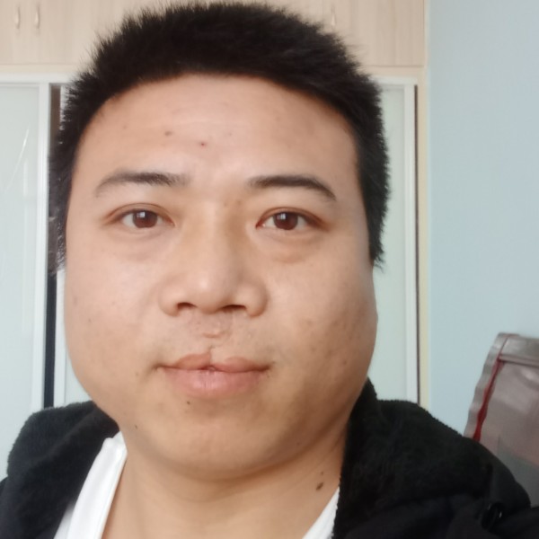 腼腆晨阳的照片