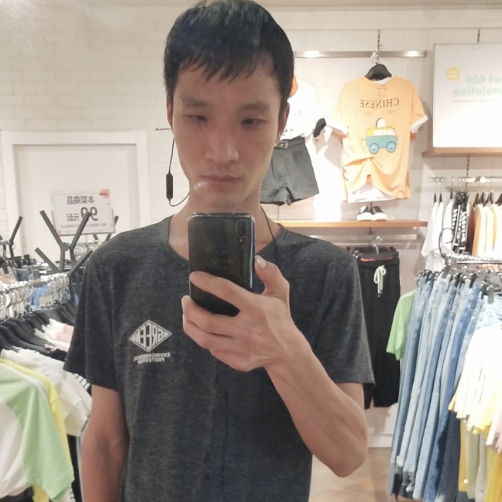 风轻云淡~的照片