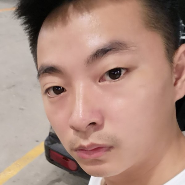 X在路上的照片