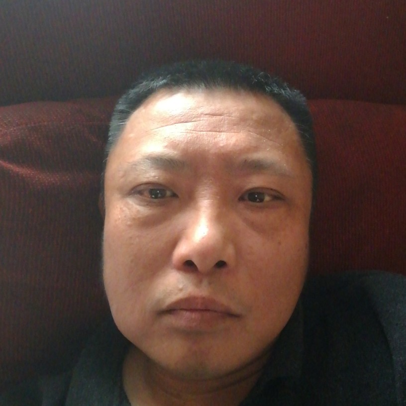 成就停止篮球的照片