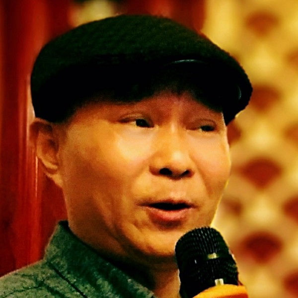 程人山的照片