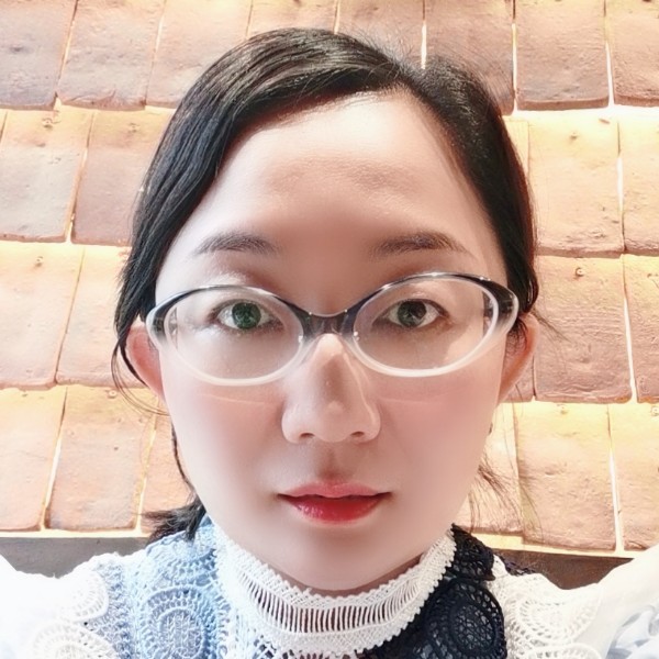 上帝捧在手心里的照片