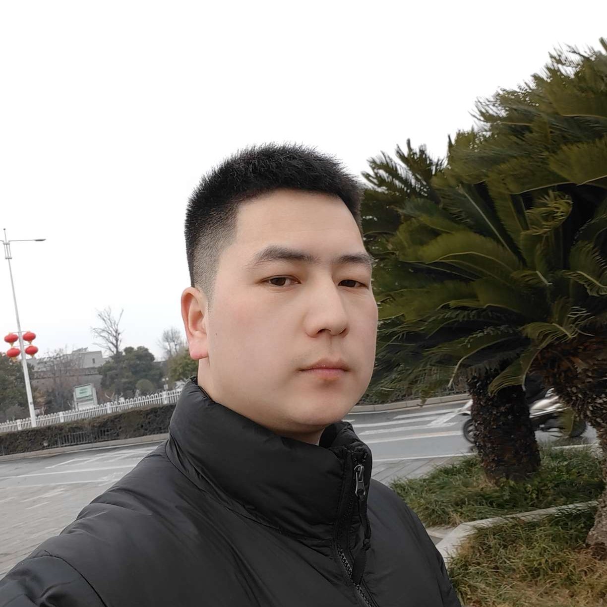 冷酷吃醋睫毛的照片
