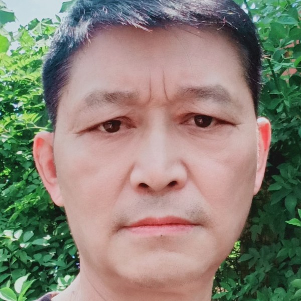 彩色倾心果汁的照片