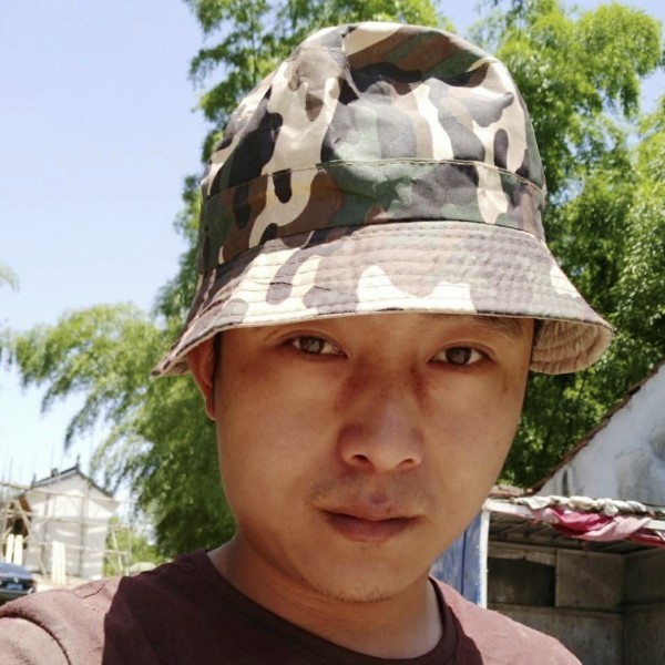 悶油瓶的照片