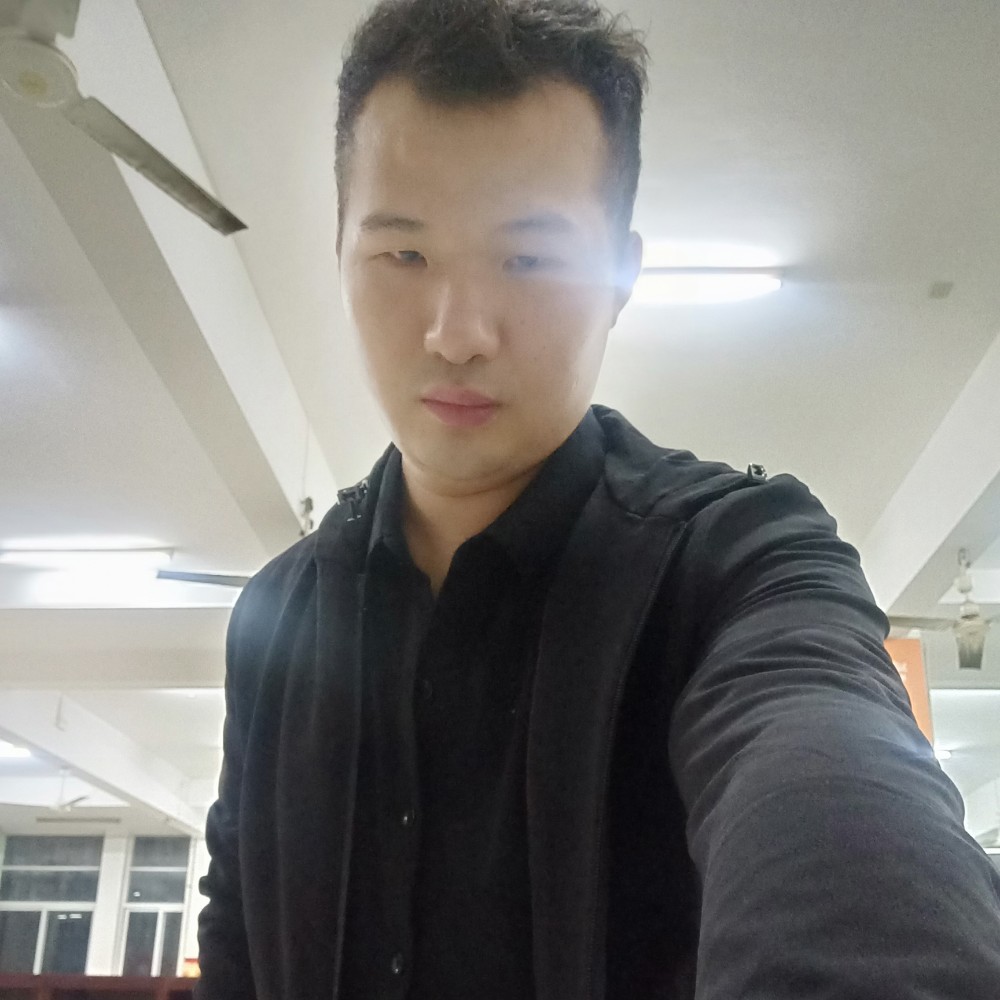 陈梁。的照片